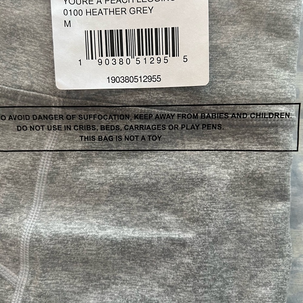 ❄️SOLD❄️- FREE PEOPLE High-Rise 7/8 You're A Peach Leggings SZ. M - Picture 3 of 14